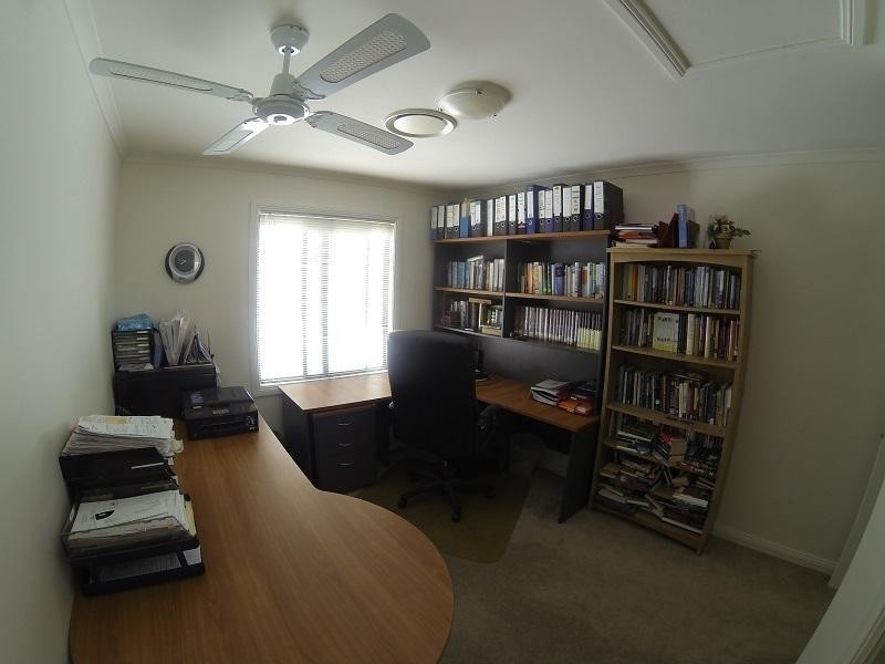 8880 Magnolia Drive East, Hope Island QLD 4212