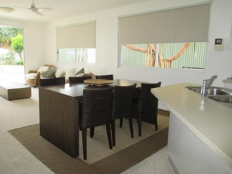 241 Esplanade, Pialba QLD 4655