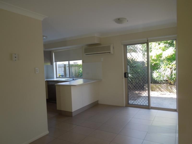 38 Johnston Street, Carina QLD 4152