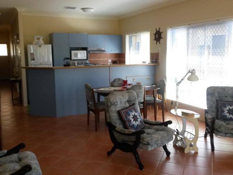 111 Lakeside Crescent, Currimundi QLD 4551