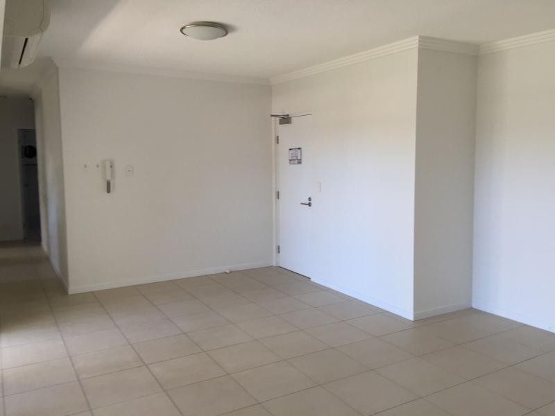 150 Middle St, Cleveland QLD 4163