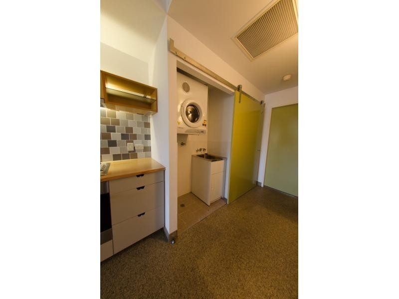 8 Skyring Terrace, Teneriffe QLD 4005