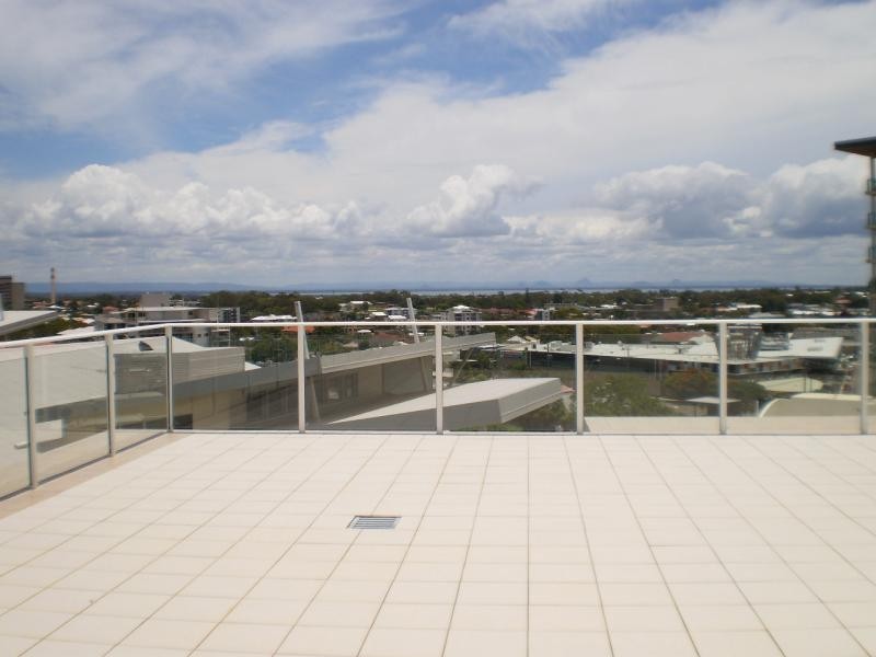 87 Marine Parade, Redcliffe QLD 4020