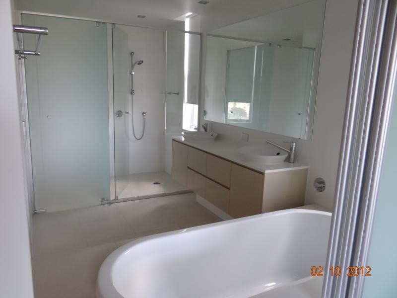 3029 The Boulevard, Carrara QLD 4211