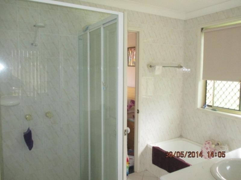 32 RIVERVIEW ROAD, Nerang QLD 4211