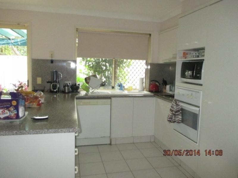 32 RIVERVIEW ROAD, Nerang QLD 4211