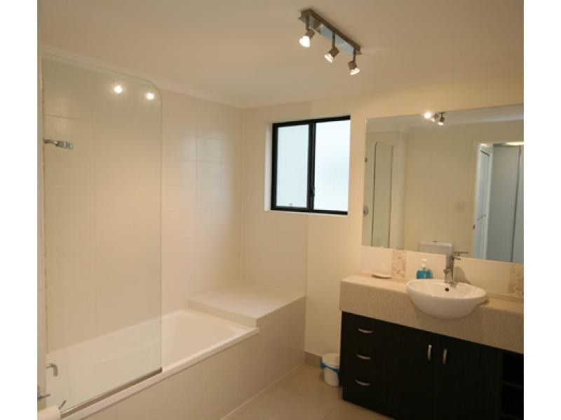 111-119 Bowen Road, Rosslea QLD 4812