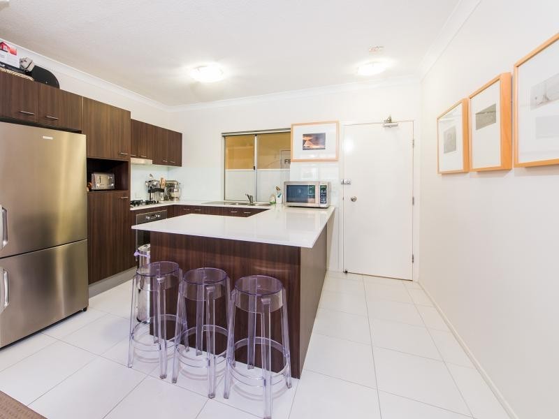 82 Berwick St, Fortitude Valley QLD 4006