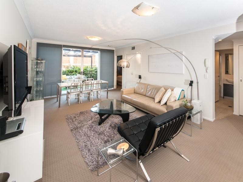 82 Berwick St, Fortitude Valley QLD 4006