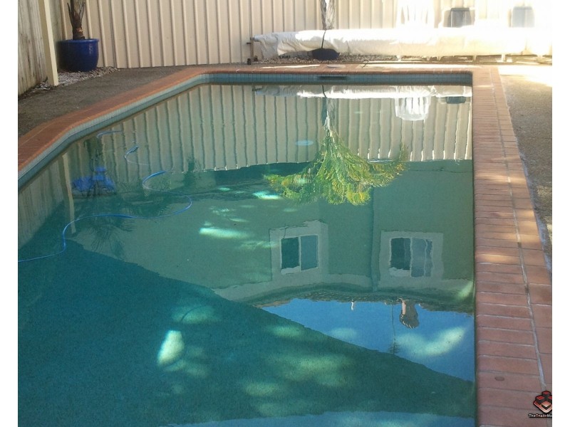 3-5 BARRANBALI STREET, Chevron Island QLD 4217