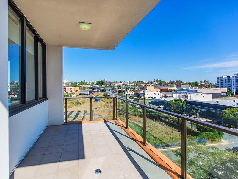 10 Pidgeon Cl., West End QLD 4101