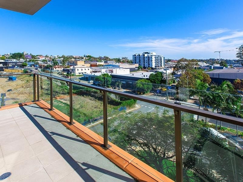 10 Pidgeon Cl., West End QLD 4101