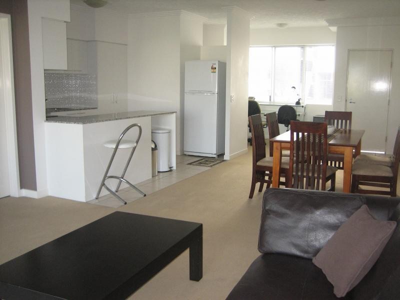 98 University Drive, Varsity Lakes QLD 4227