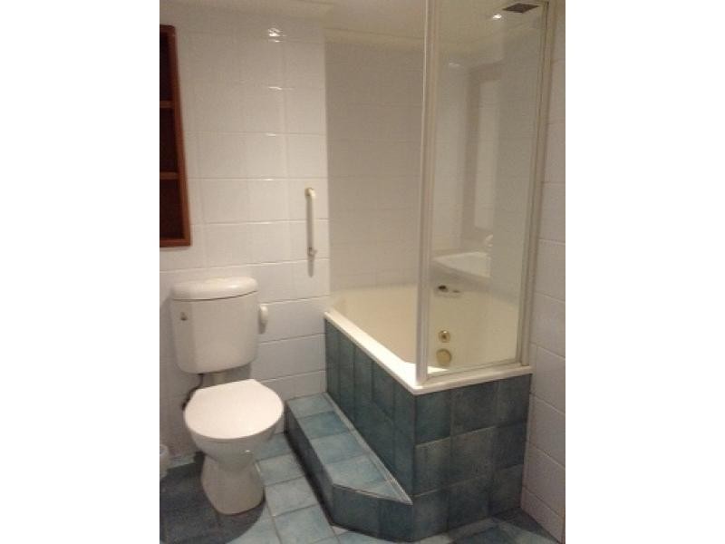 Paradise Waters QLD 4217