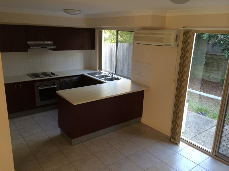 46 Johnston Street, Carina QLD 4152