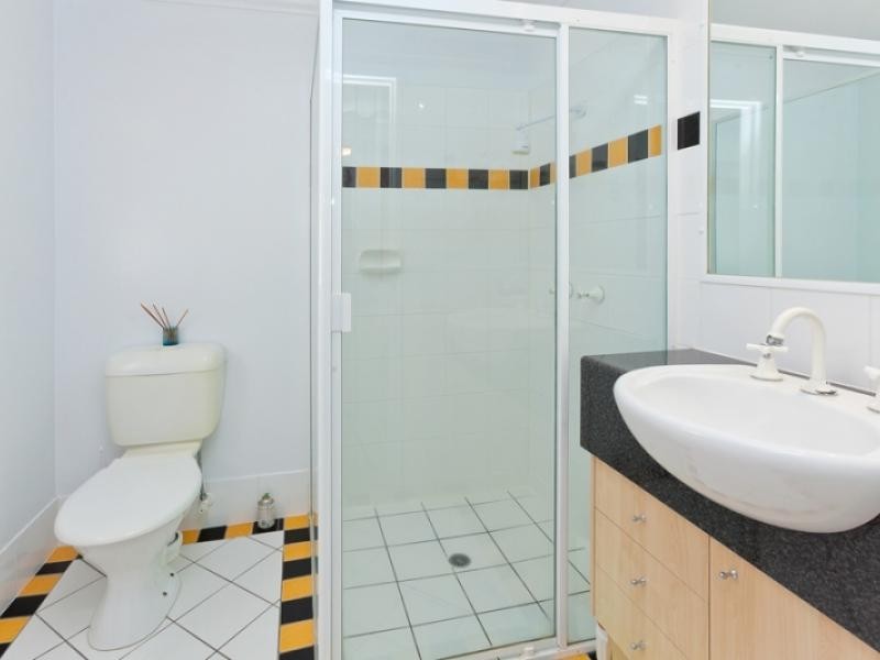 68 Beeston Street, Teneriffe QLD 4005