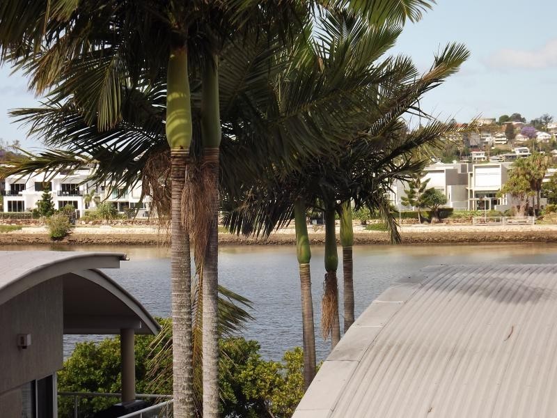135 Macquarie Street, Teneriffe QLD 4005