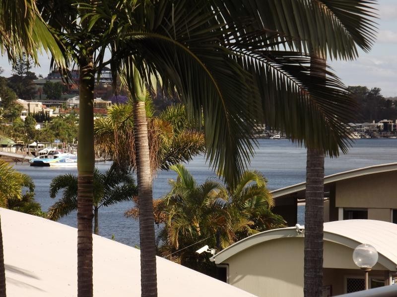 135 Macquarie Street, Teneriffe QLD 4005