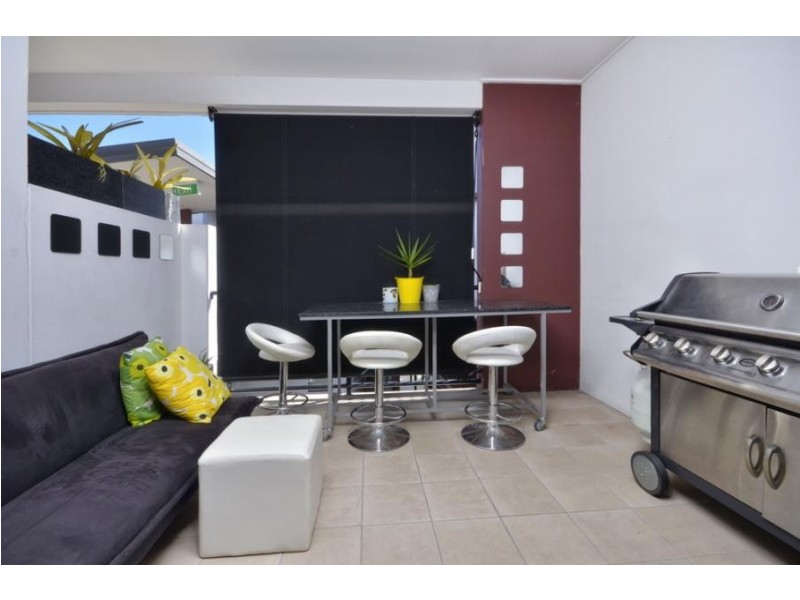 65 Berwick St, Fortitude Valley QLD 4006