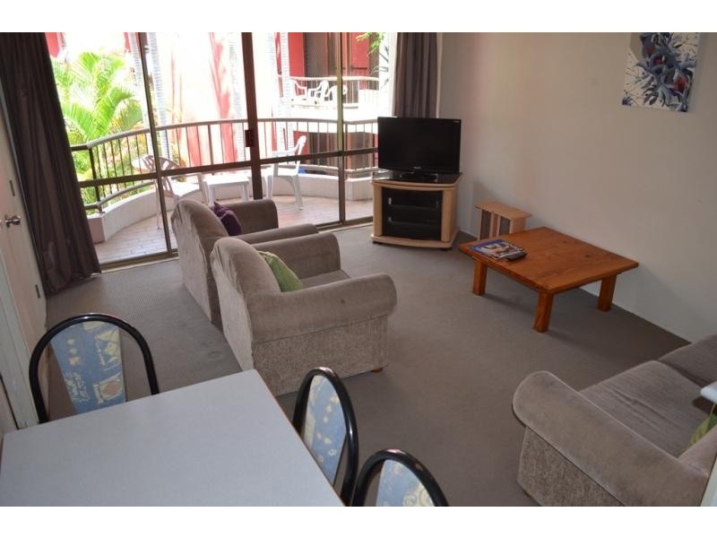 38 Enderley Avenue, Surfers Paradise QLD 4217