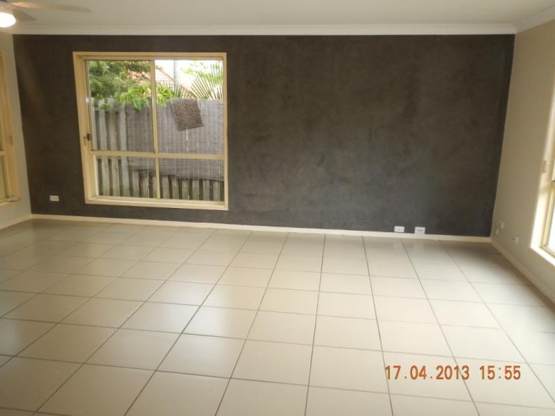 7 Stormbird Pl, Carrara QLD 4211