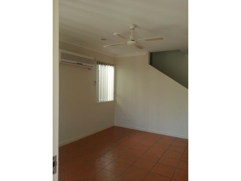 74 Universal Street, Pacific Pines QLD 4211