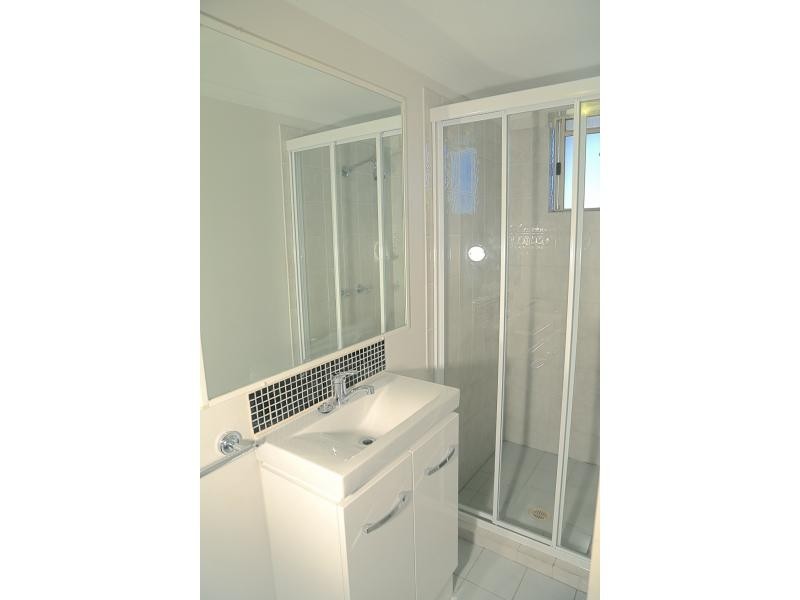 60 Lamington Av, Lutwyche QLD 4030