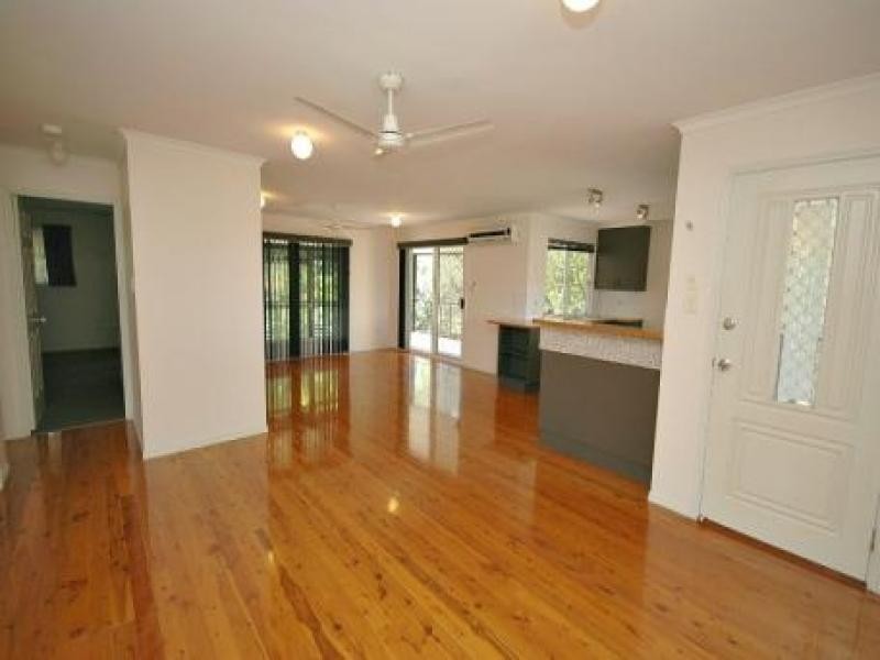 37 Alexander Street, Torquay QLD 4655