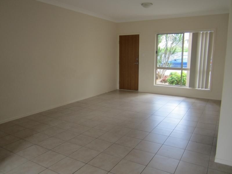 18 Johnston Street, Carina QLD 4152