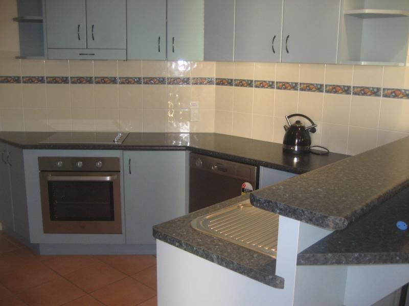 33 Elizabeth Street, Urangan QLD 4655