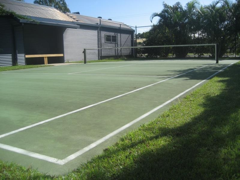 33 Elizabeth Street, Urangan QLD 4655