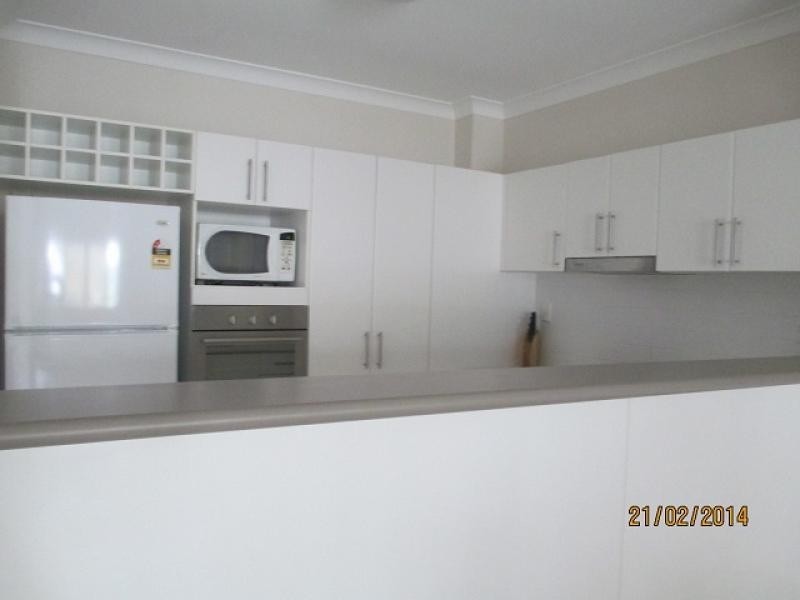 42 Warburton Street, North Ward QLD 4810