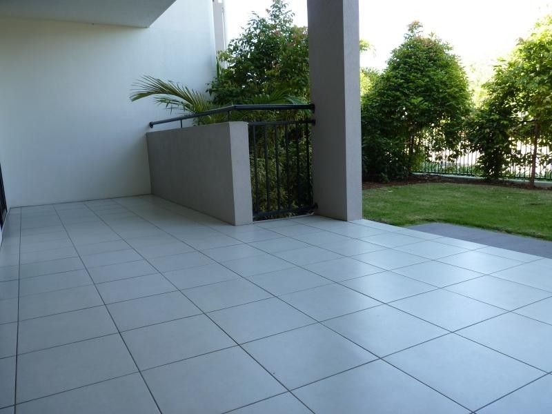 6-24 Henry Street, West End QLD 4810