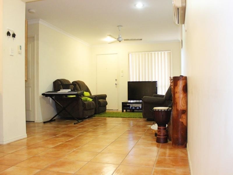 25 Buckingham Place, Eight Mile Plains QLD 4113