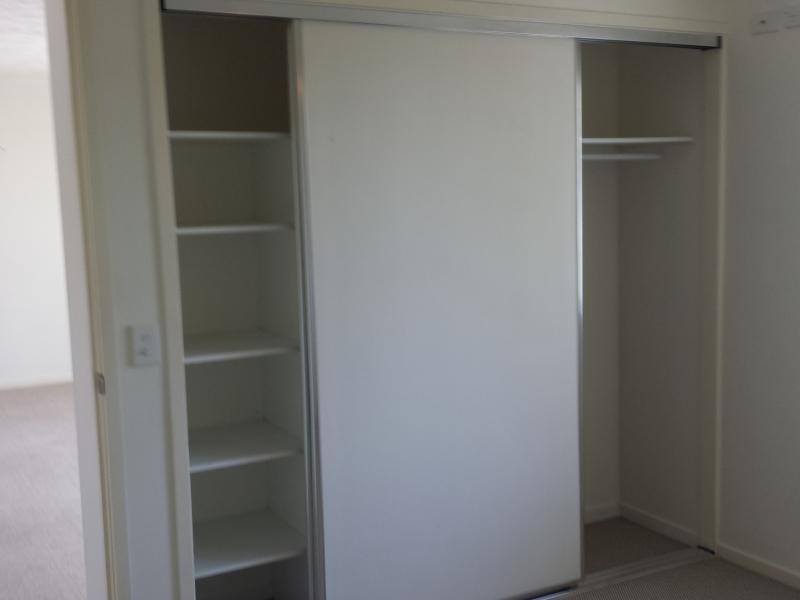 66 University Drive, Meadowbrook QLD 4131