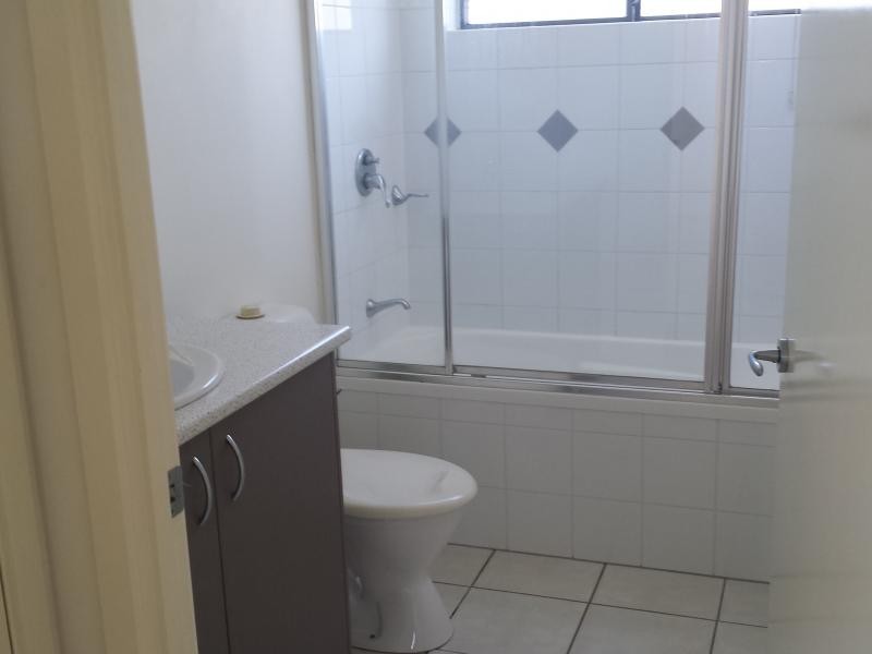 66 University Drive, Meadowbrook QLD 4131