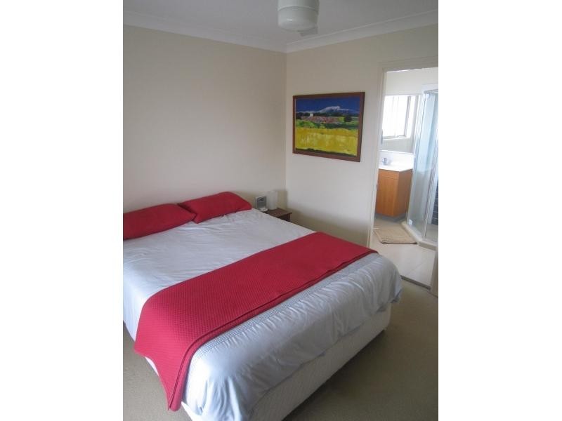 09 Johnston Street, Carina QLD 4152