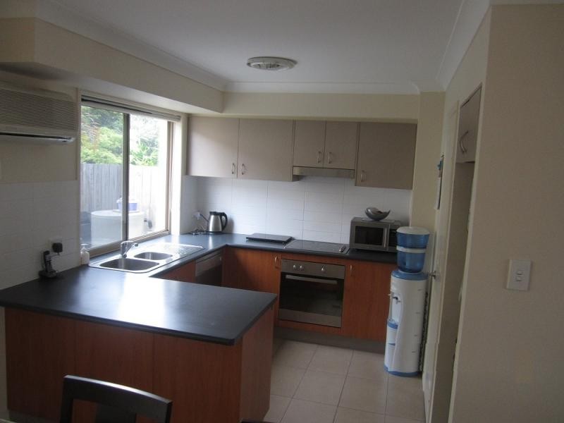 09 Johnston Street, Carina QLD 4152