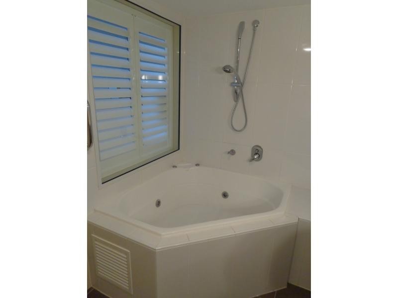 Urangan QLD 4655