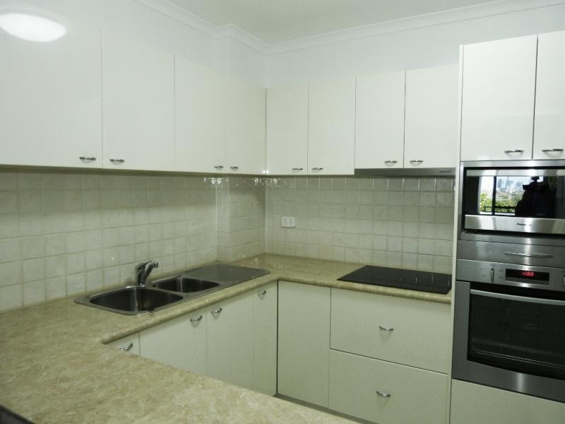 180 – 190 Swann Rd, Taringa QLD 4068