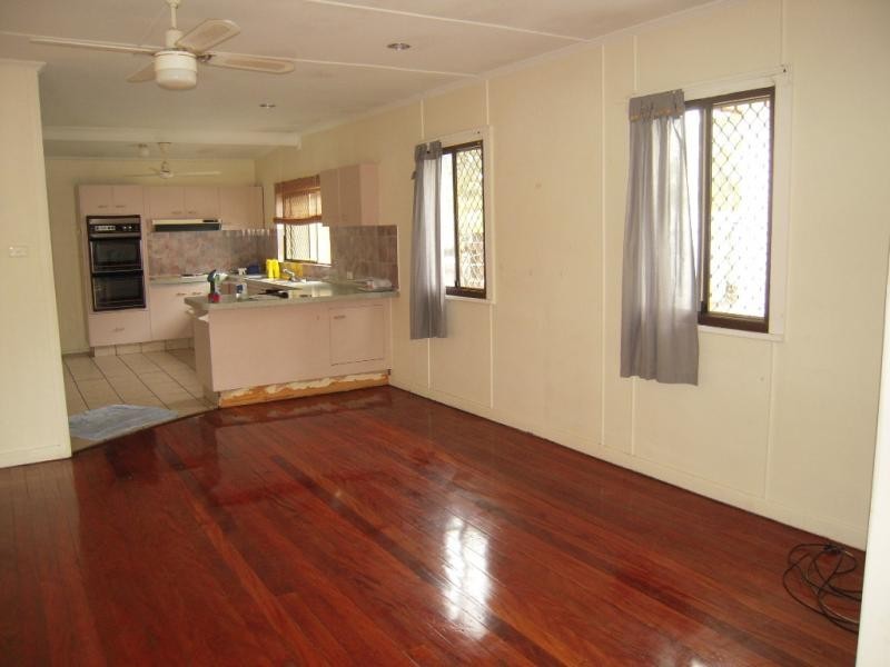 152 Turpin Road, Labrador QLD 4215