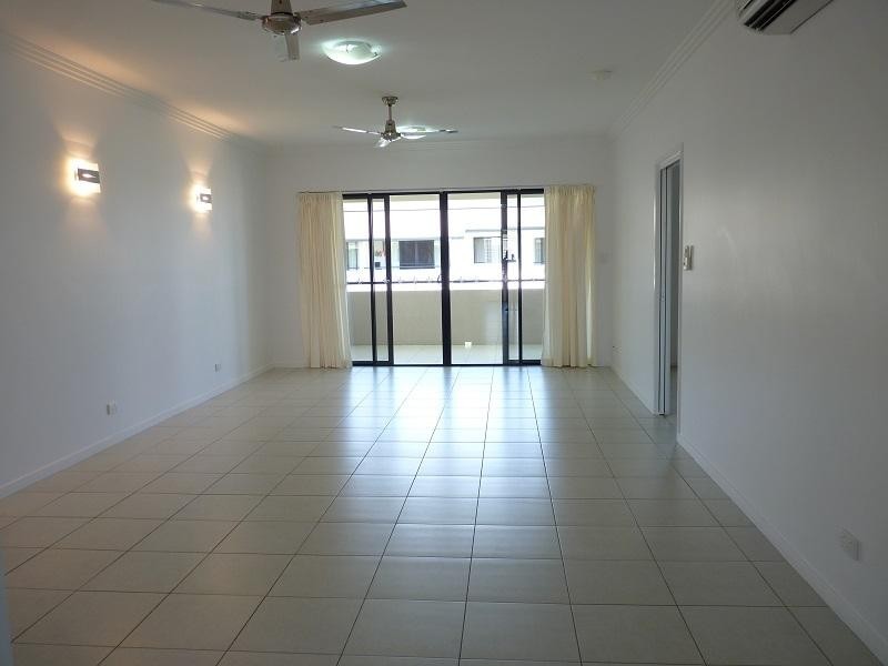 6-24 Henry Street, West End QLD 4810