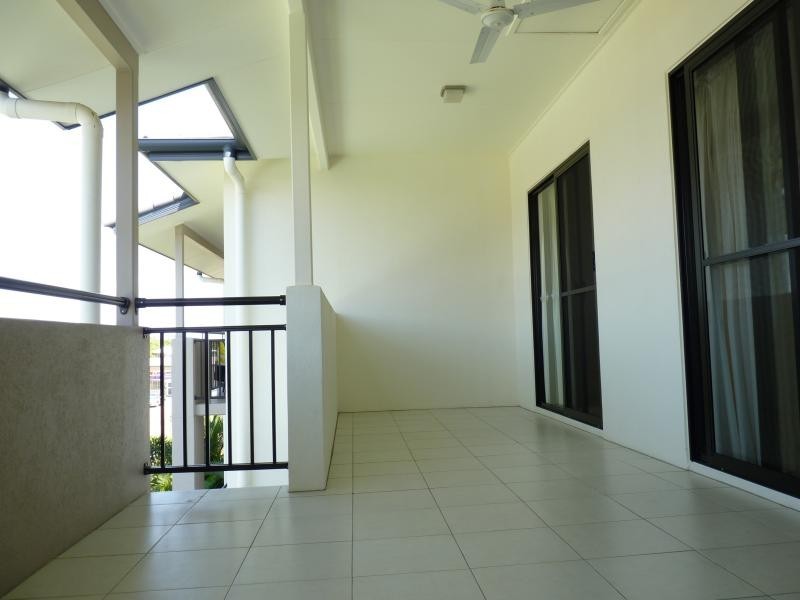 6-24 Henry Street, West End QLD 4810