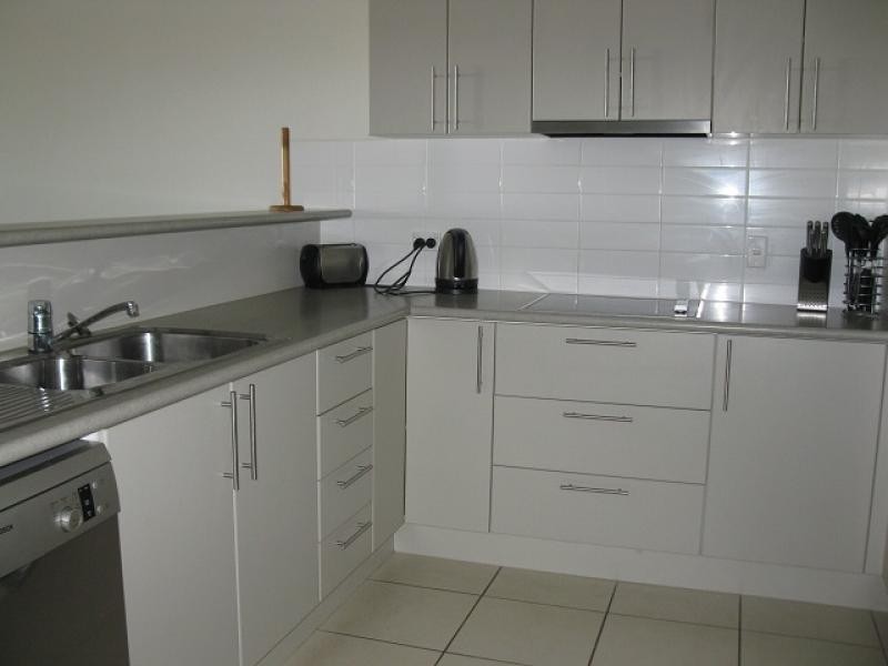 42 Warburton Street, North Ward QLD 4810