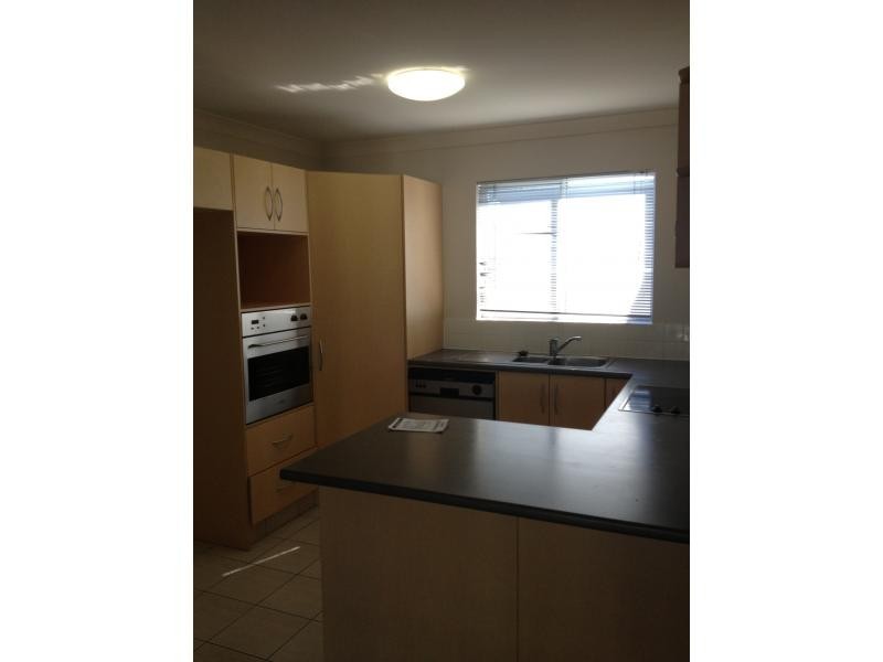 160 High Street, Southport QLD 4215