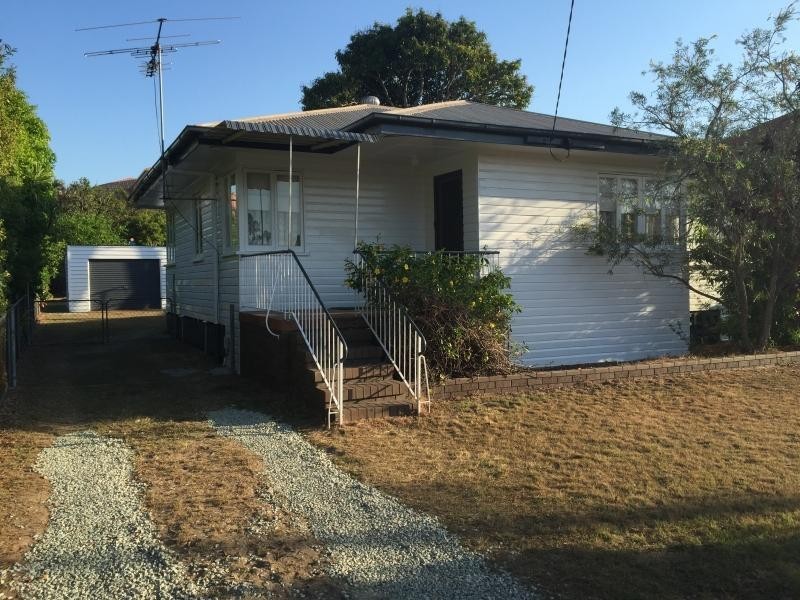 19 MASCAR STREET, Upper Mount Gravatt QLD 4122