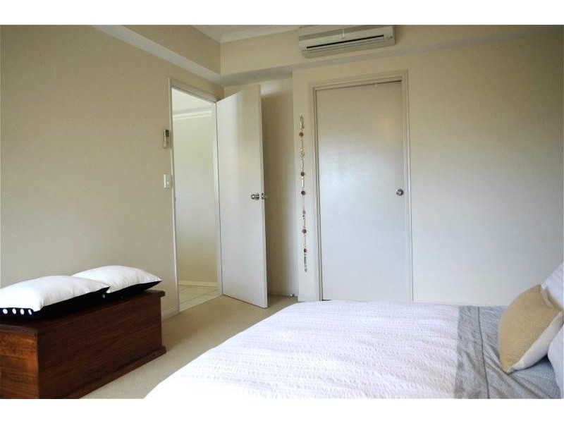 434-446 Kamerunga Rd, Redlynch QLD 4870