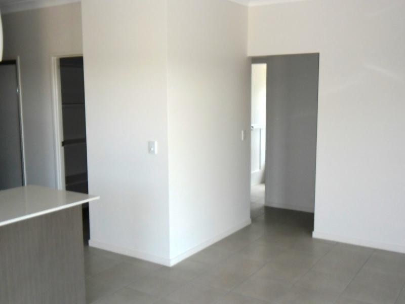 613 Stillwater Court, Hope Island QLD 4212