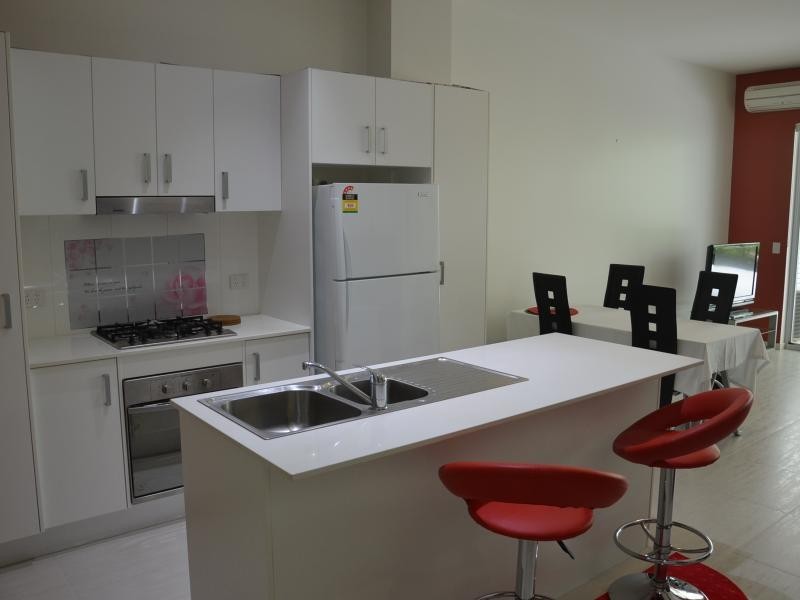 28 Ferry Rd, West End QLD 4101