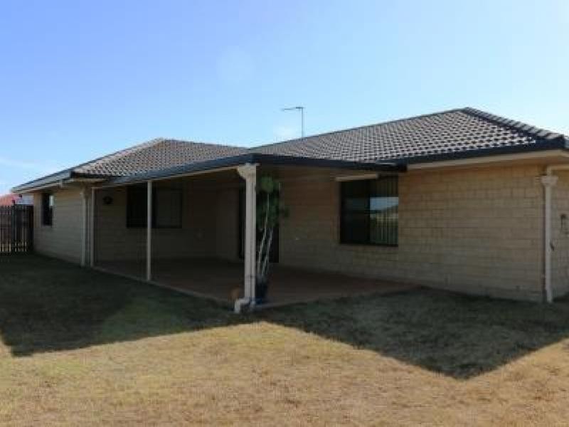 9 Lambour Court, Point Vernon QLD 4655